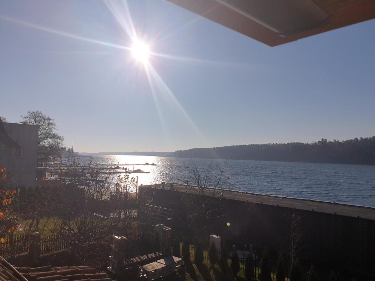 Dom Nad Jeziorem Mikolajki Экстерьер фото